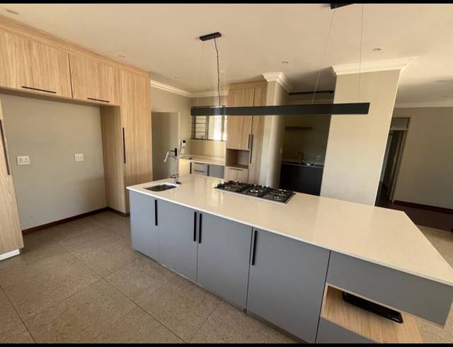 3 BEDROOM PROPERTY TO RENT IN WATERKLOOF RIDGE